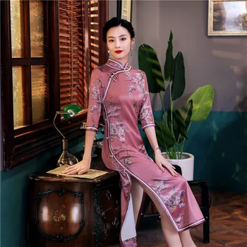 Iki 2023 m. Rudenį Naujų Mados Elegantiškas Cheongsam Derliaus Satino Kinų Suknelė Moterų Didelės Dydis 4XL Seksualus Slim Fit Šalies Prom Qipao